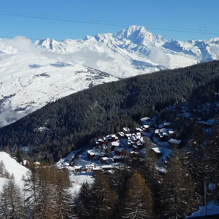 Les Melezes Hotel
