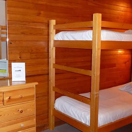 Les Melezes Hotel *